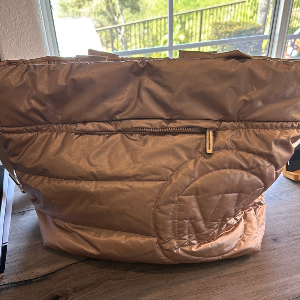Light pink metallic Michael Kors tote